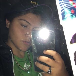 Meet your Posher, Valerie